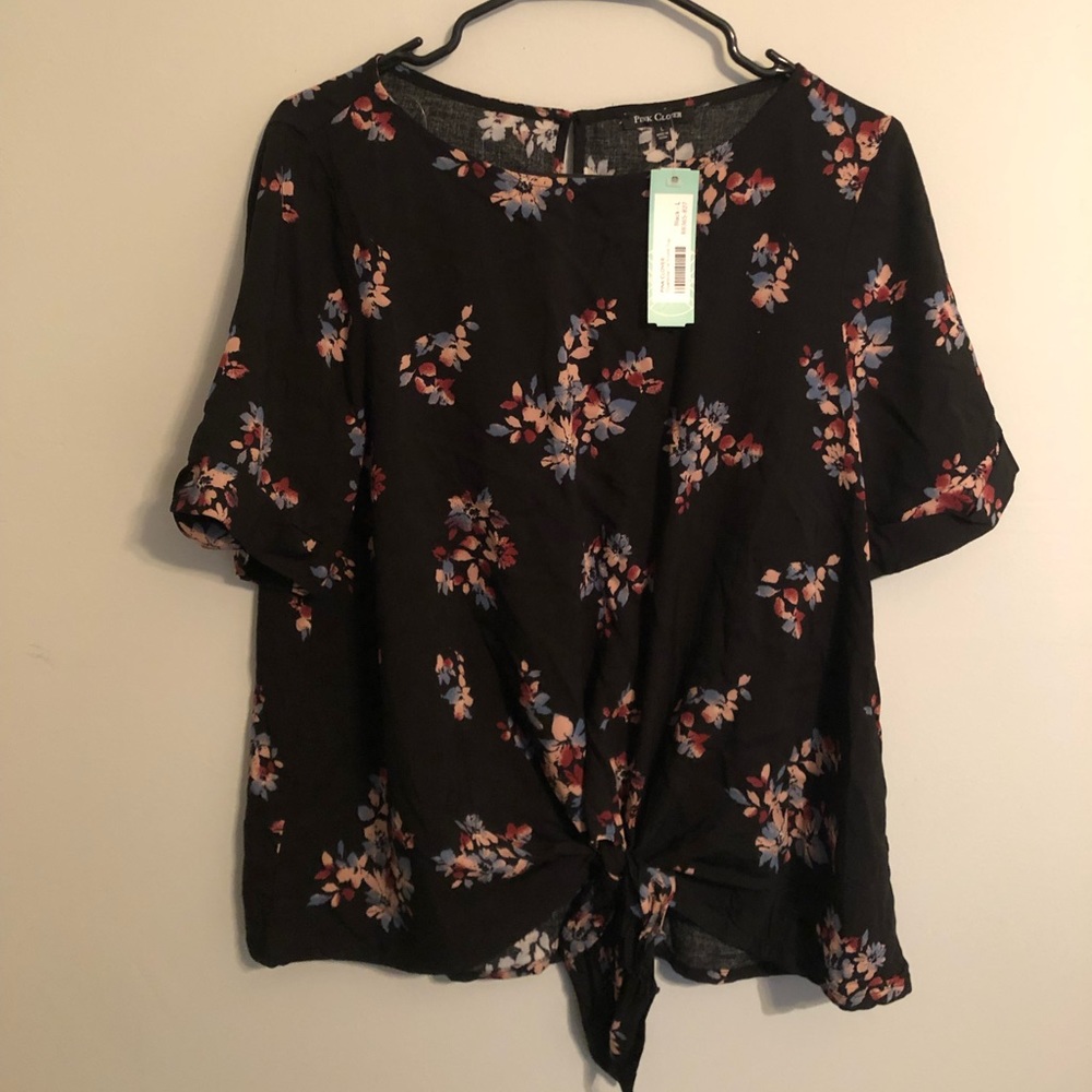 NWT Black floral knot shirt